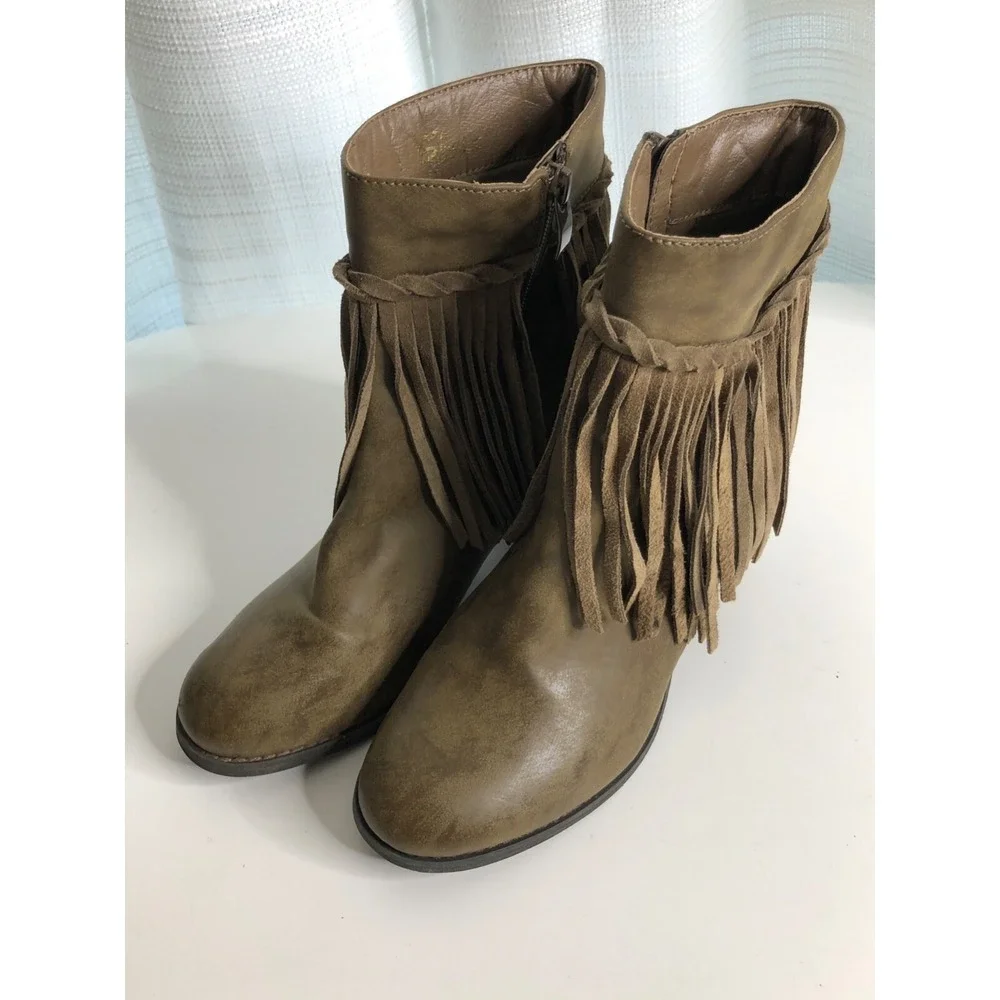 SBICCA Boots Women's Size 7.5 Brown Faux Leather Fringe Western Hippie‎